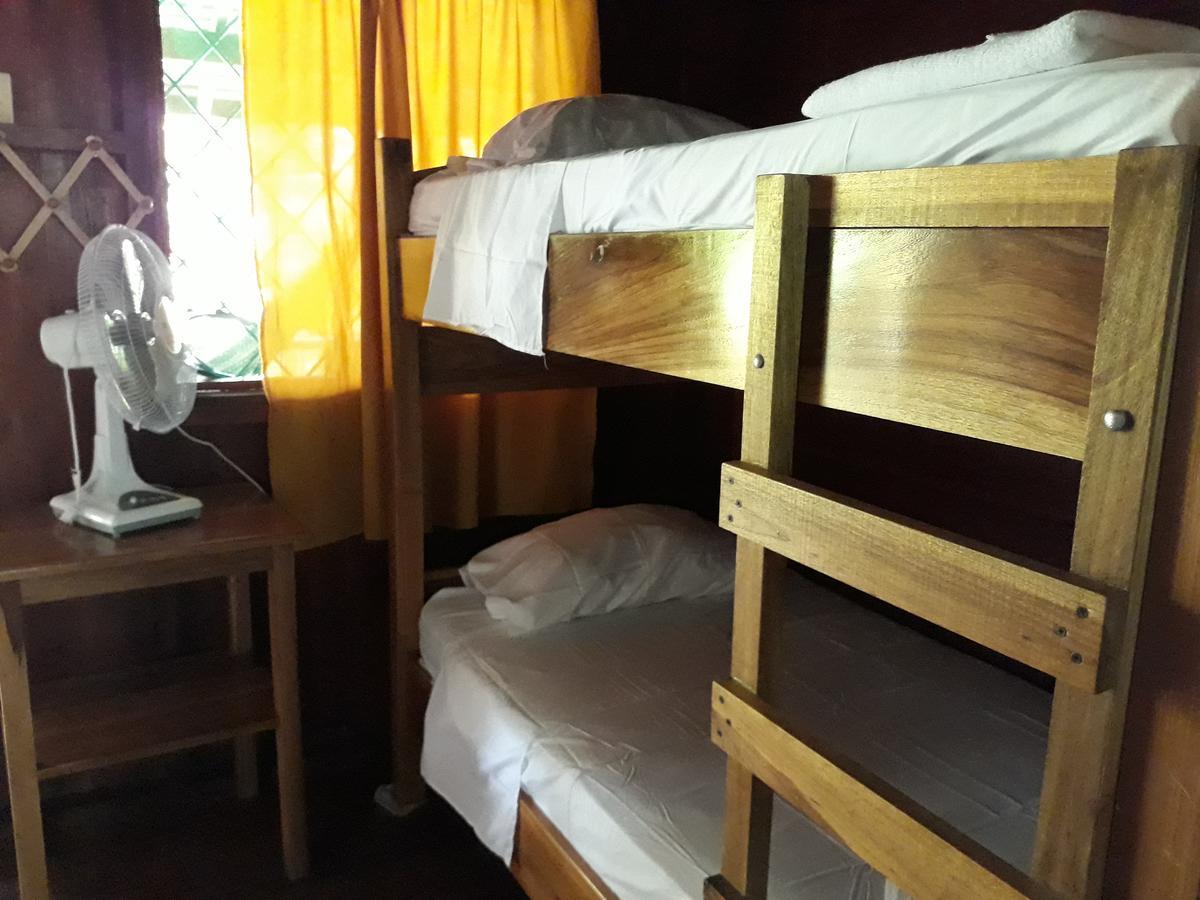 Cabinas Nirvana Ecolodge Кахуита Екстериор снимка
