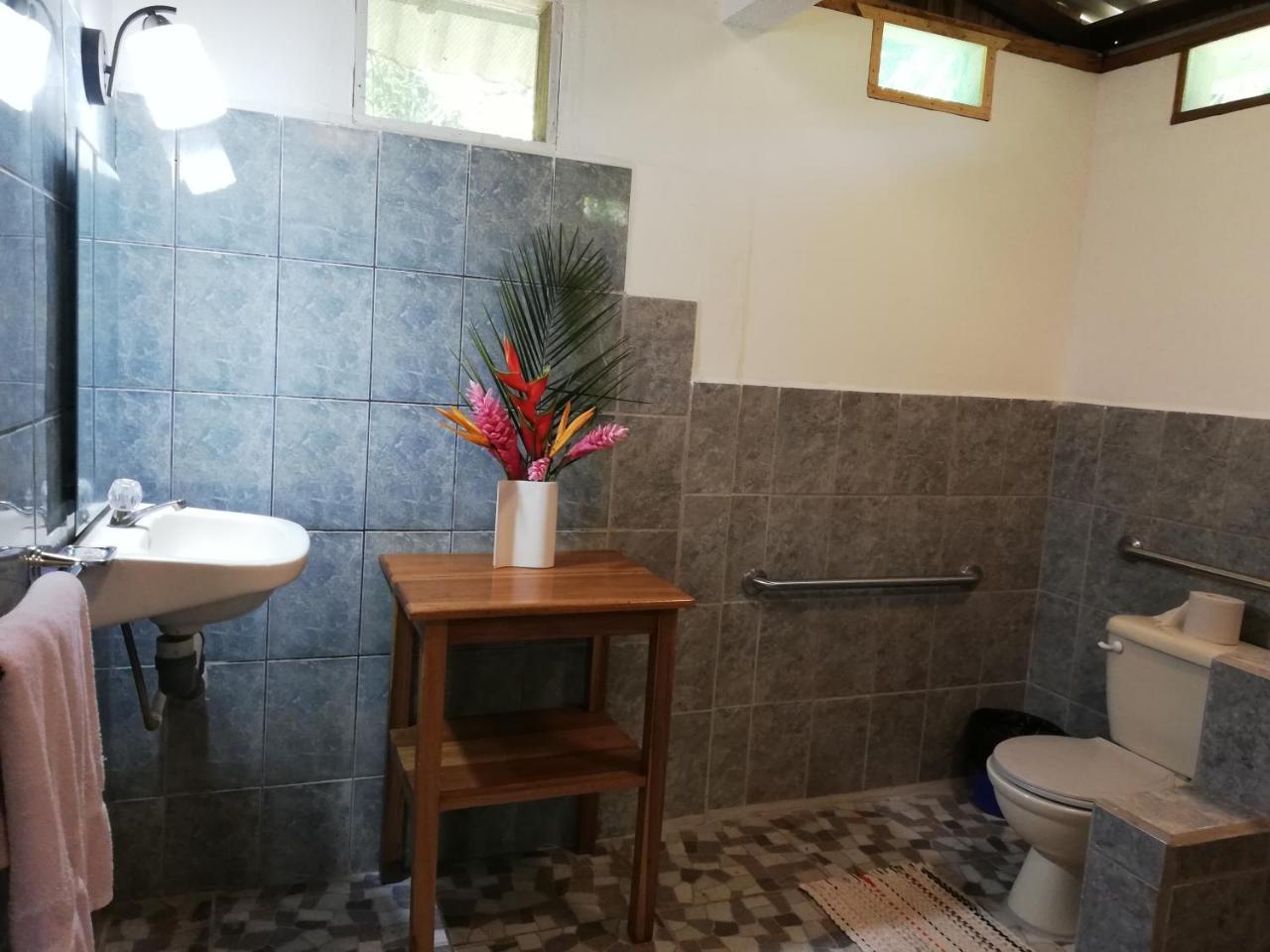Cabinas Nirvana Ecolodge Кахуита Екстериор снимка